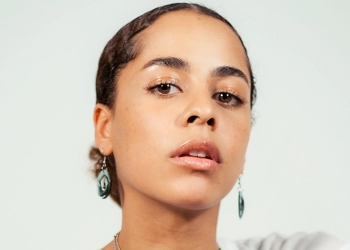 Olive Gray Biography in Detail